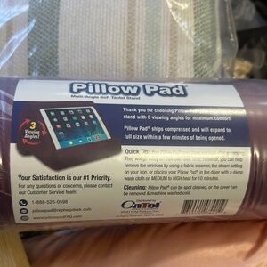 Pillow Pad Multi-Angle Tablet Stand - deep red